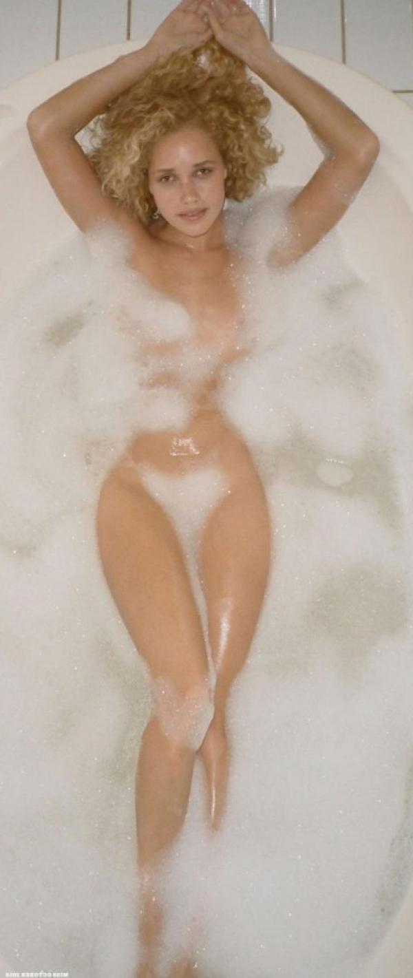 Allie Silva nude body