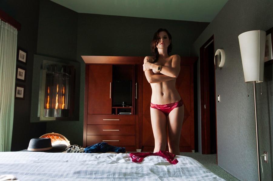 Amanda Cerny Topless 1