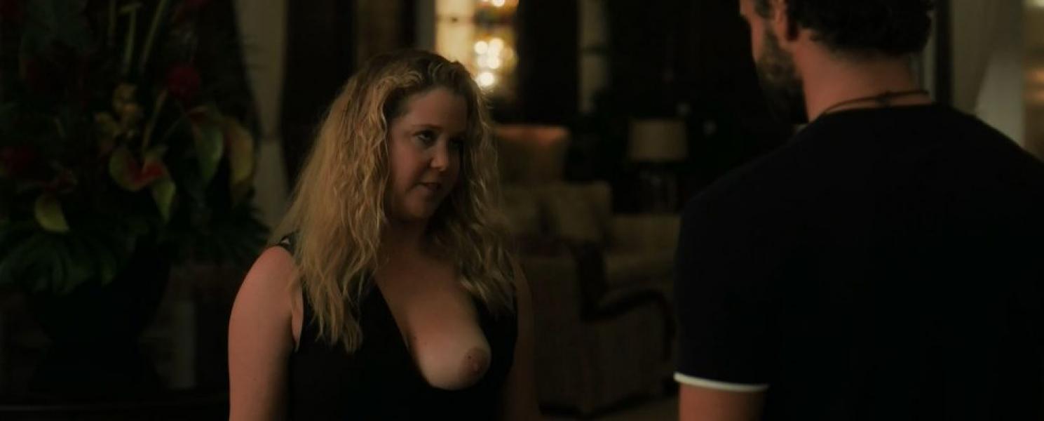 Amy Schumer Nude Sexy 22