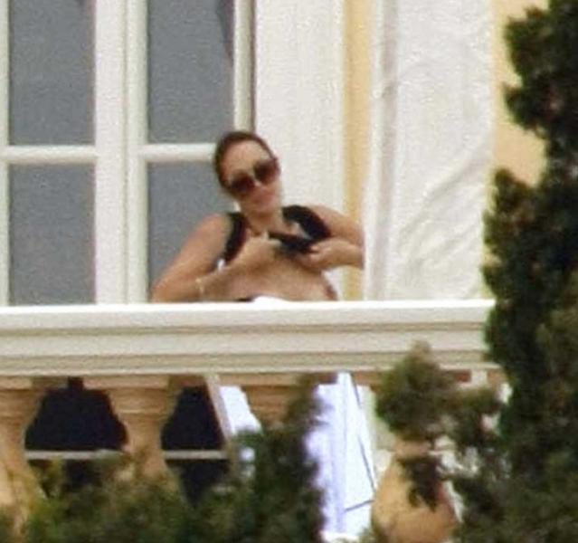Angelina Jolie Naked Images 11