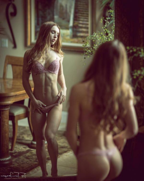 Briana Agno Nude Sexy Photos 184