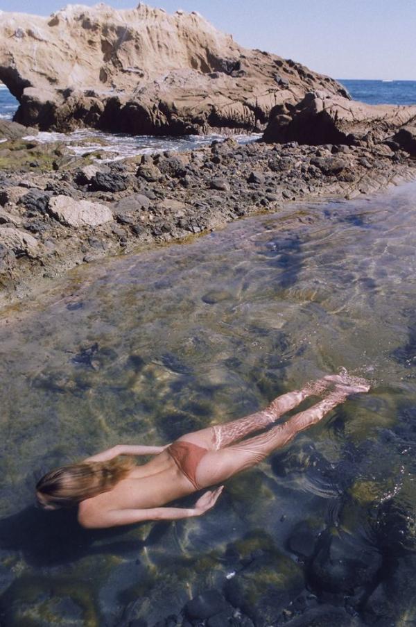Camille Rowe alasti seksikad fotod 14