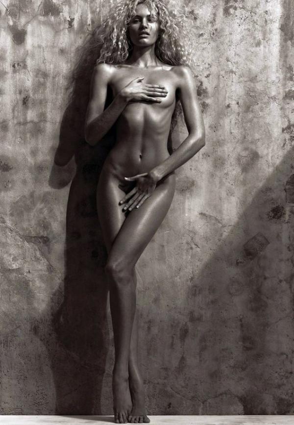 Ảnh khỏa thân của Candice Swanepoel 36