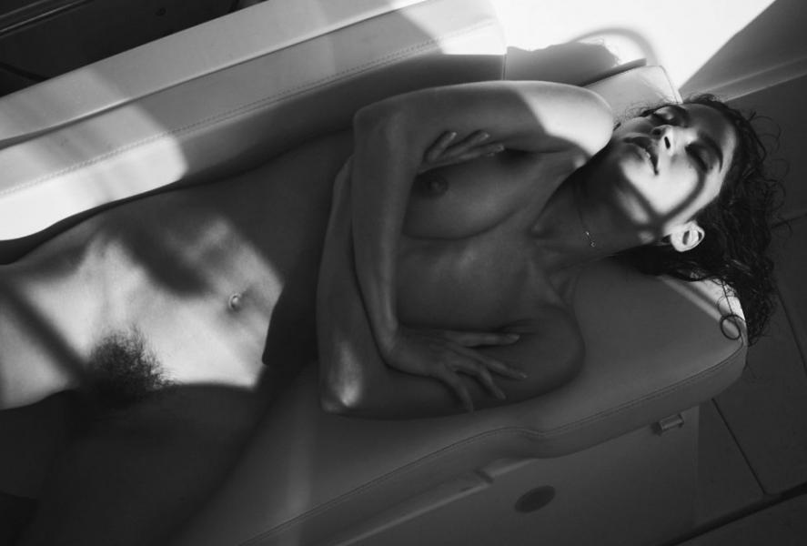 Emilie Payet γυμνές φωτογραφίες 10