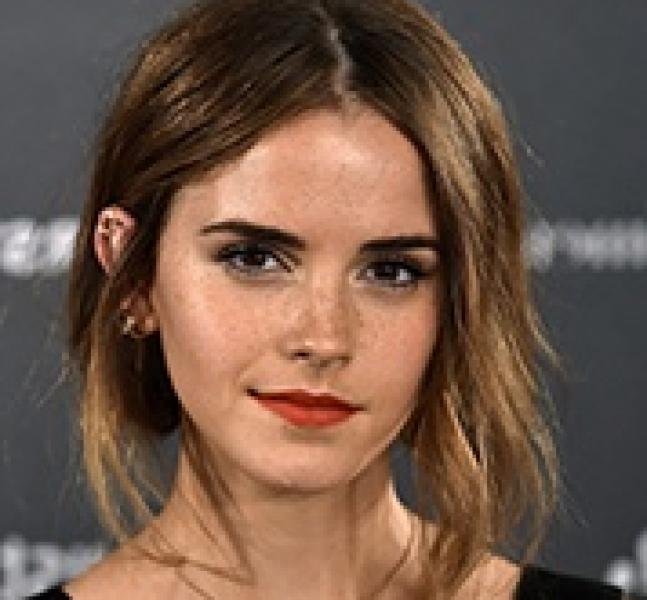 Emma Watson Seksikas