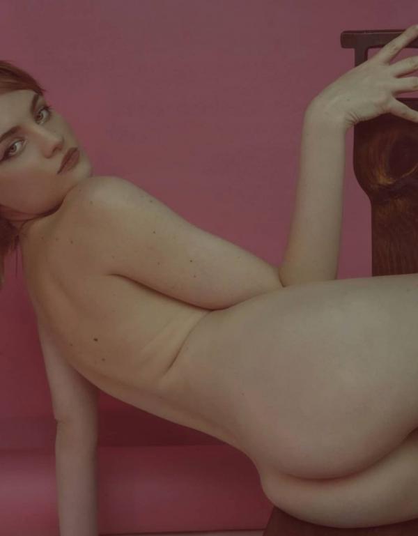 Γυμνές σέξι φωτογραφίες της Erin Mae 59