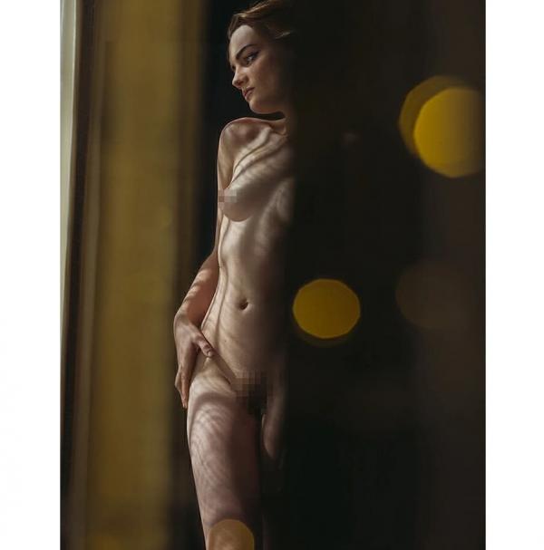 Γυμνές σέξι φωτογραφίες της Erin Mae 72