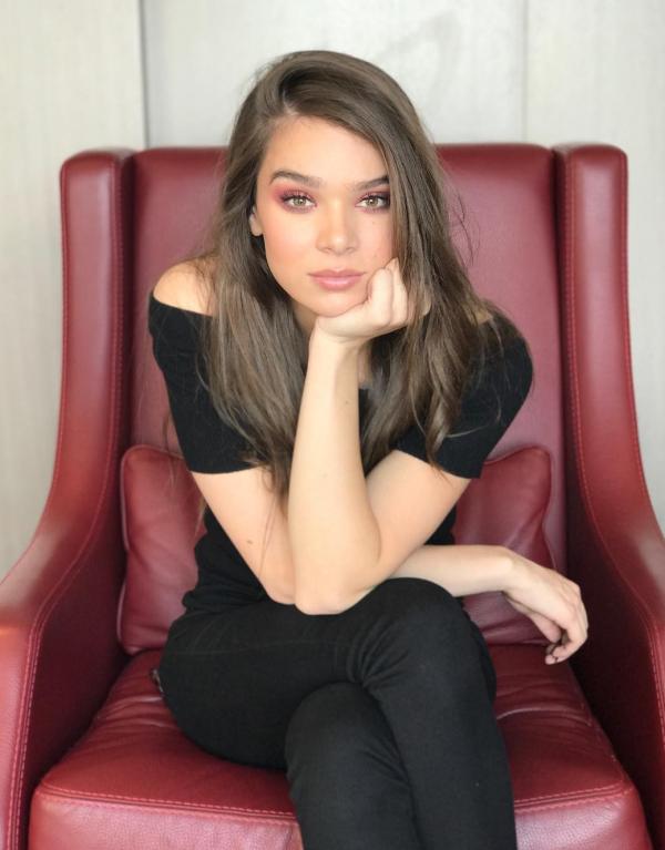 Hailee Steinfeld pictures