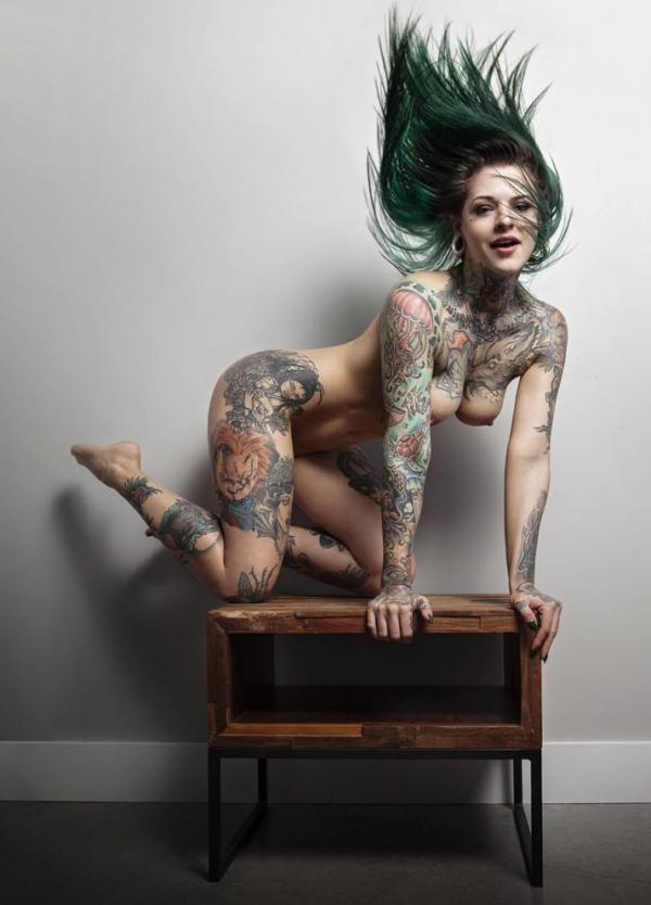 Γυμνές σέξι φωτογραφίες της Heidi Lavon 32