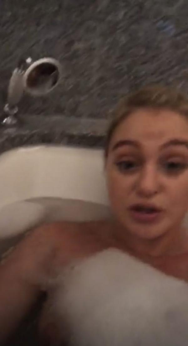 Leaked iskra lawrence topless in a bathtub