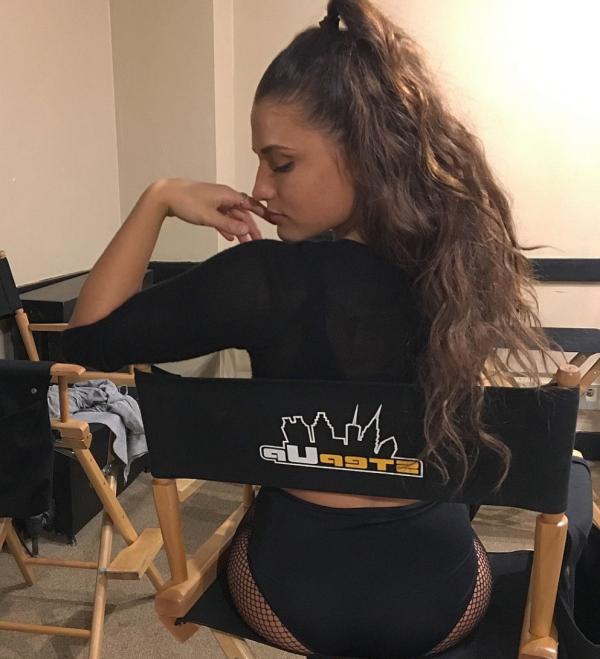 Jade Chynoweth Sexy Pictures 113