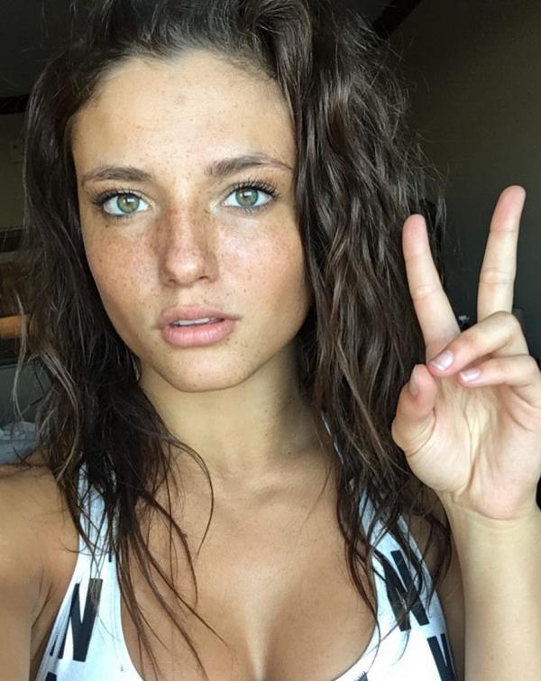 Jade Chynoweth Sexy Pictures 164
