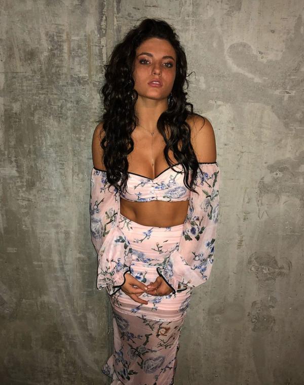 Jade Chynoweth Sexy Pictures 42