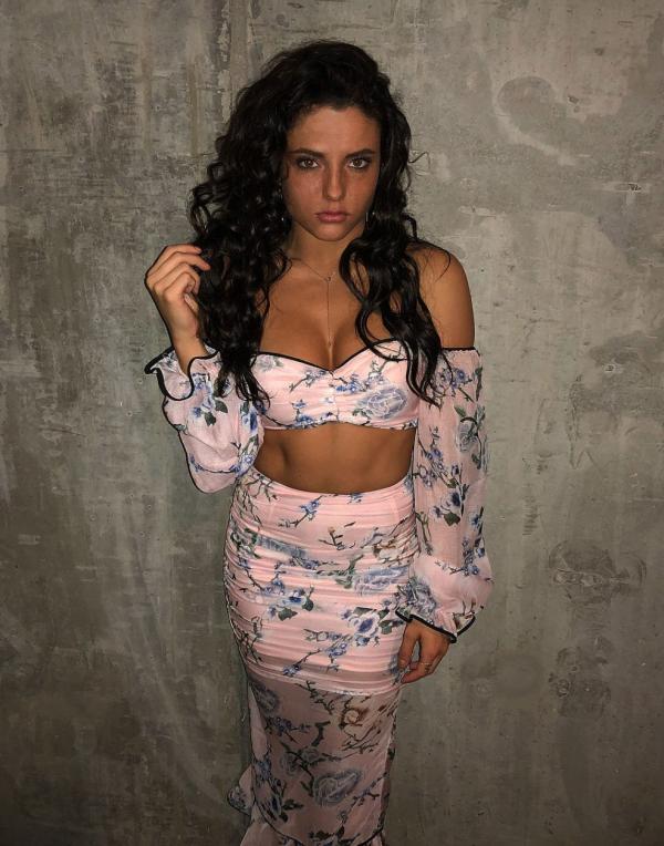 Jade Chynoweth Sexy Pictures 47