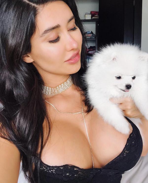 Joselyn Cano naakt sexy foto's 14
