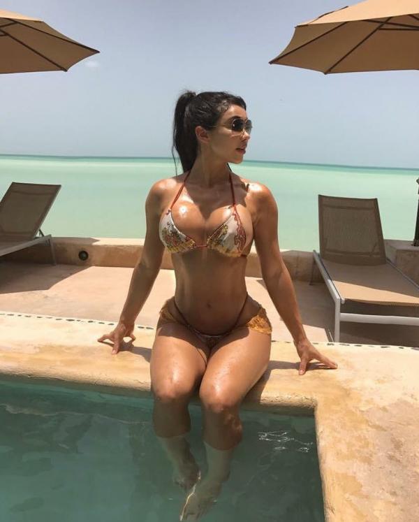 Joselyn Cano naakt sexy foto's 170
