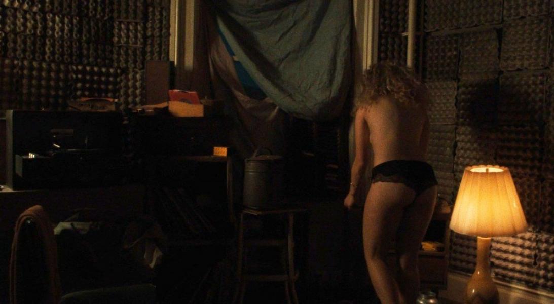 Juno Temple Topless Photos 5