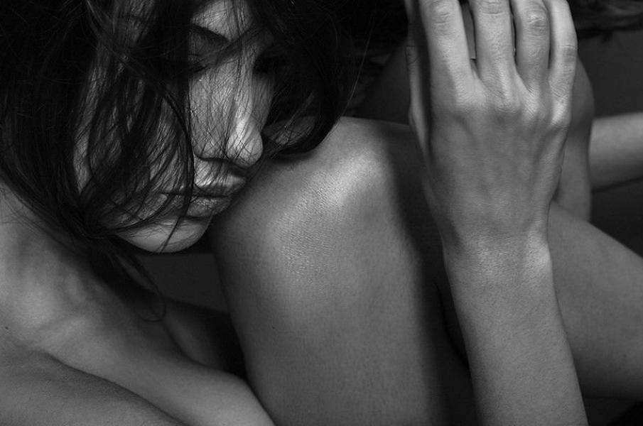 Γυμνές σέξι φωτογραφίες της Katherine Henderson 6