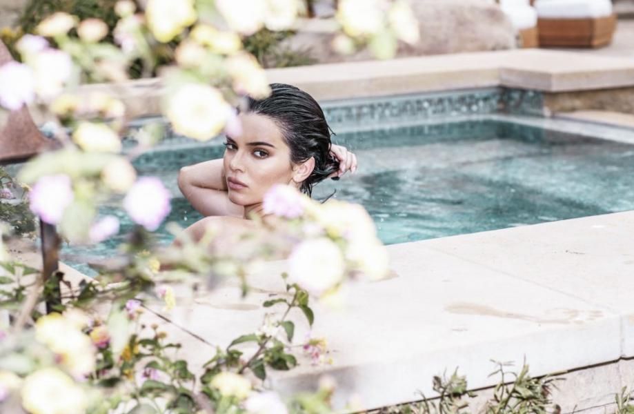 Kendall Jenner Naked Photos 36