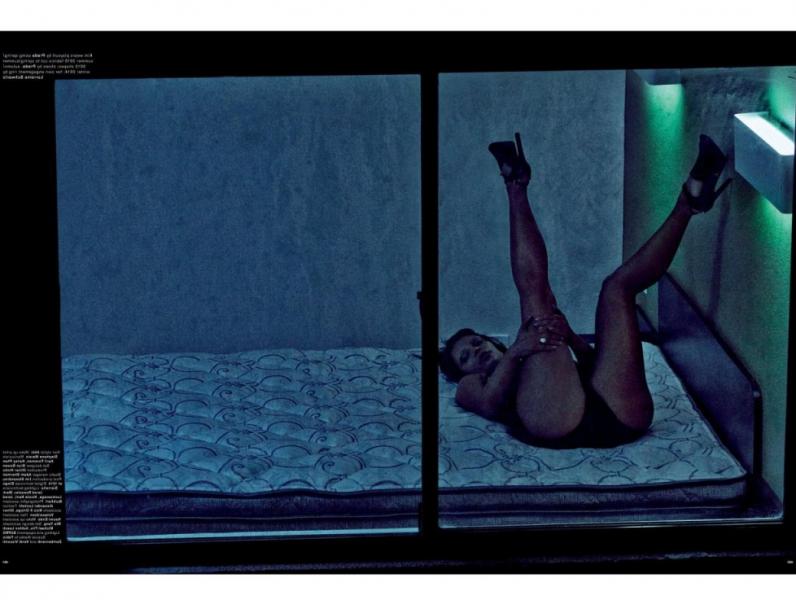 Foto del bottino delle tette della figa nuda di Kim Kardashian 31