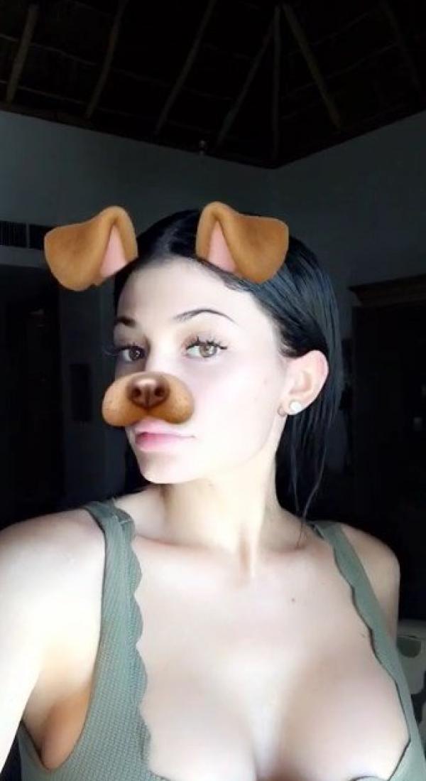 Foto sexy di Kylie Jenner 1 1