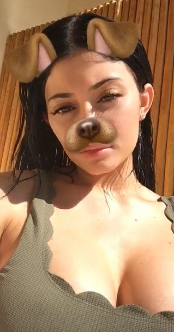 Foto sexy di Kylie Jenner 17 2