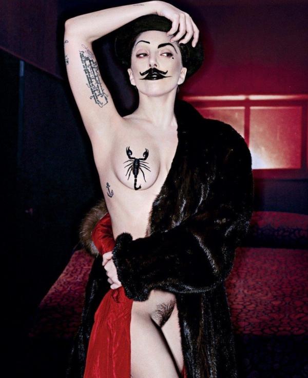 Foto di tette e culo della figa nuda di Lady Gaga 1