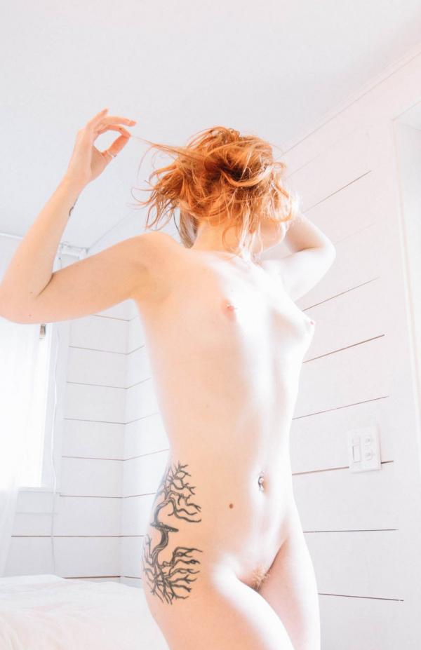Γυμνές σέξι φωτογραφίες της Lilith Jenovax 5