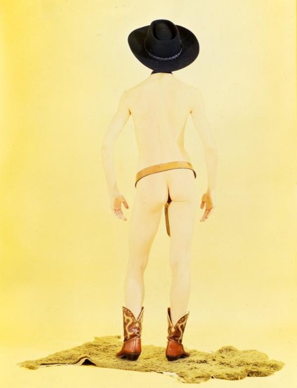 マドンナ・ヤングの裸の写真 5