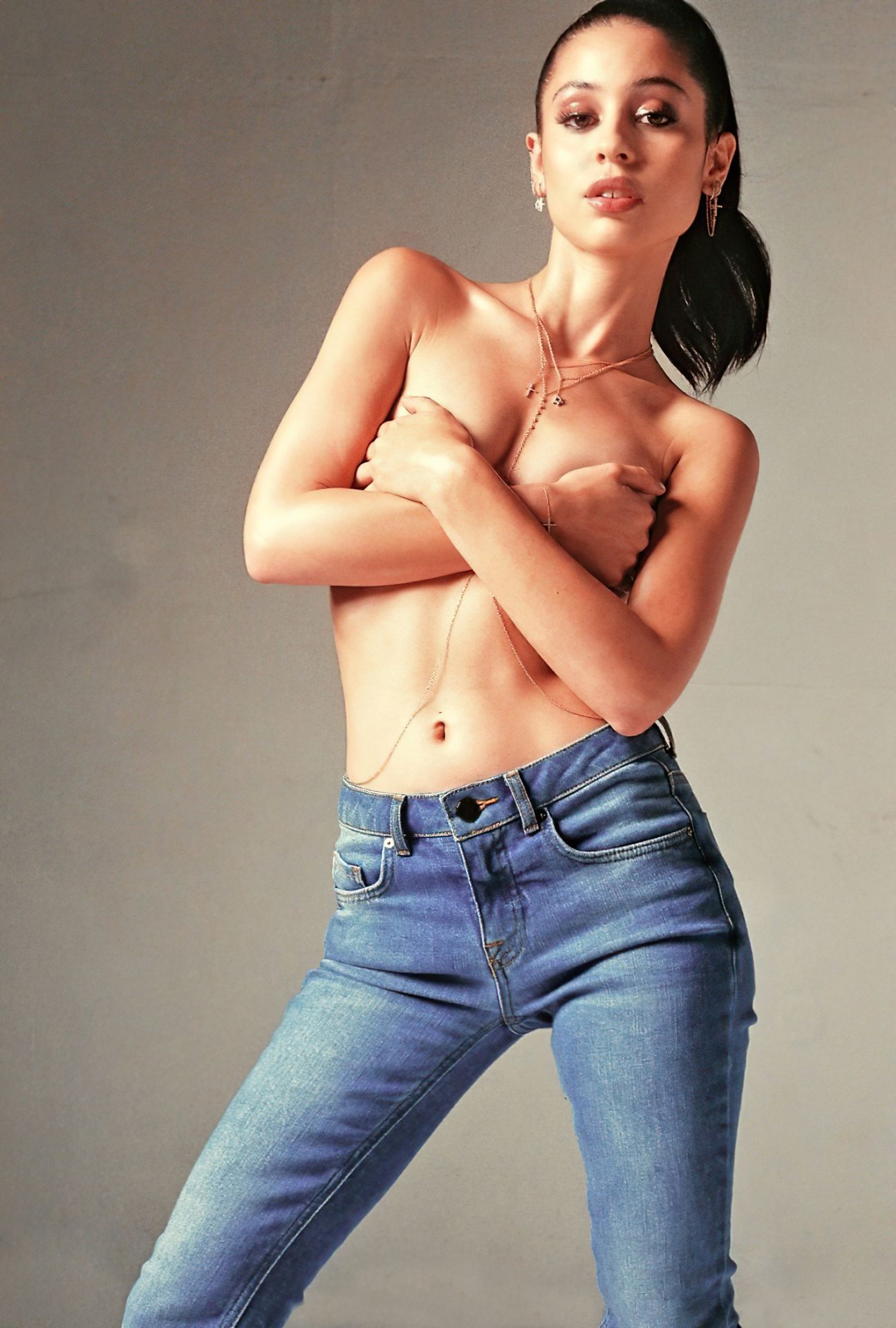 Alexa Demie Nude & Sexy (7 Photos)