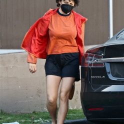 Alia Shawkat Shows Her Sexy Legs Buying a Bag of Ice at a Gas Station in LA 15 Photos