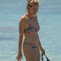 Andrew Lincoln 038 Gael Anderson Enjoy a Day on the Beach in Barbados 11 Photos