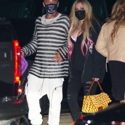 Avril Lavigne 038 Mod Sun Have a Friday Date Night at Nobu 41 Photos