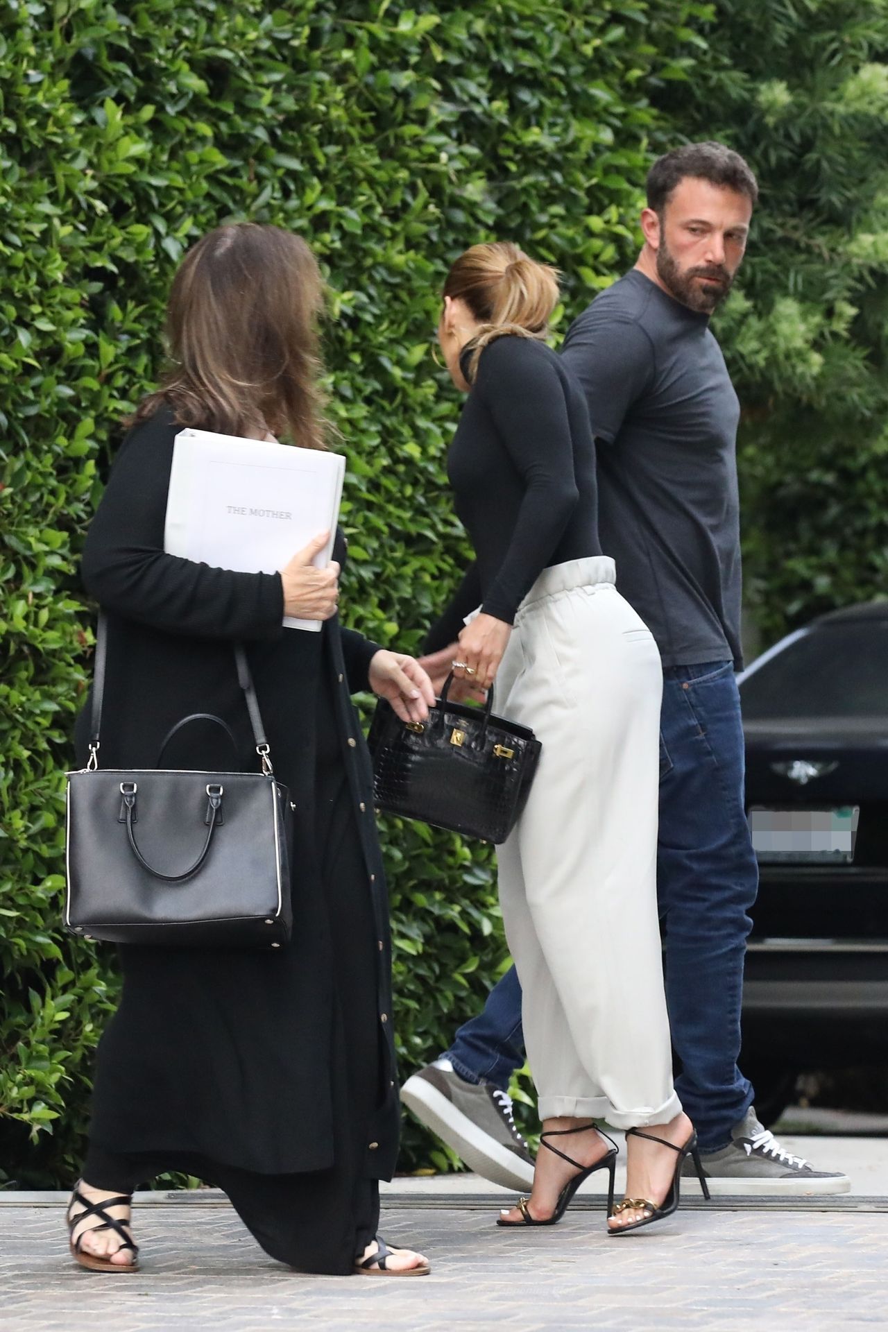 Ben Affleck & Jennifer Lopez Share a Passionate Kiss Goodbye in Brentwood (49 Photos)