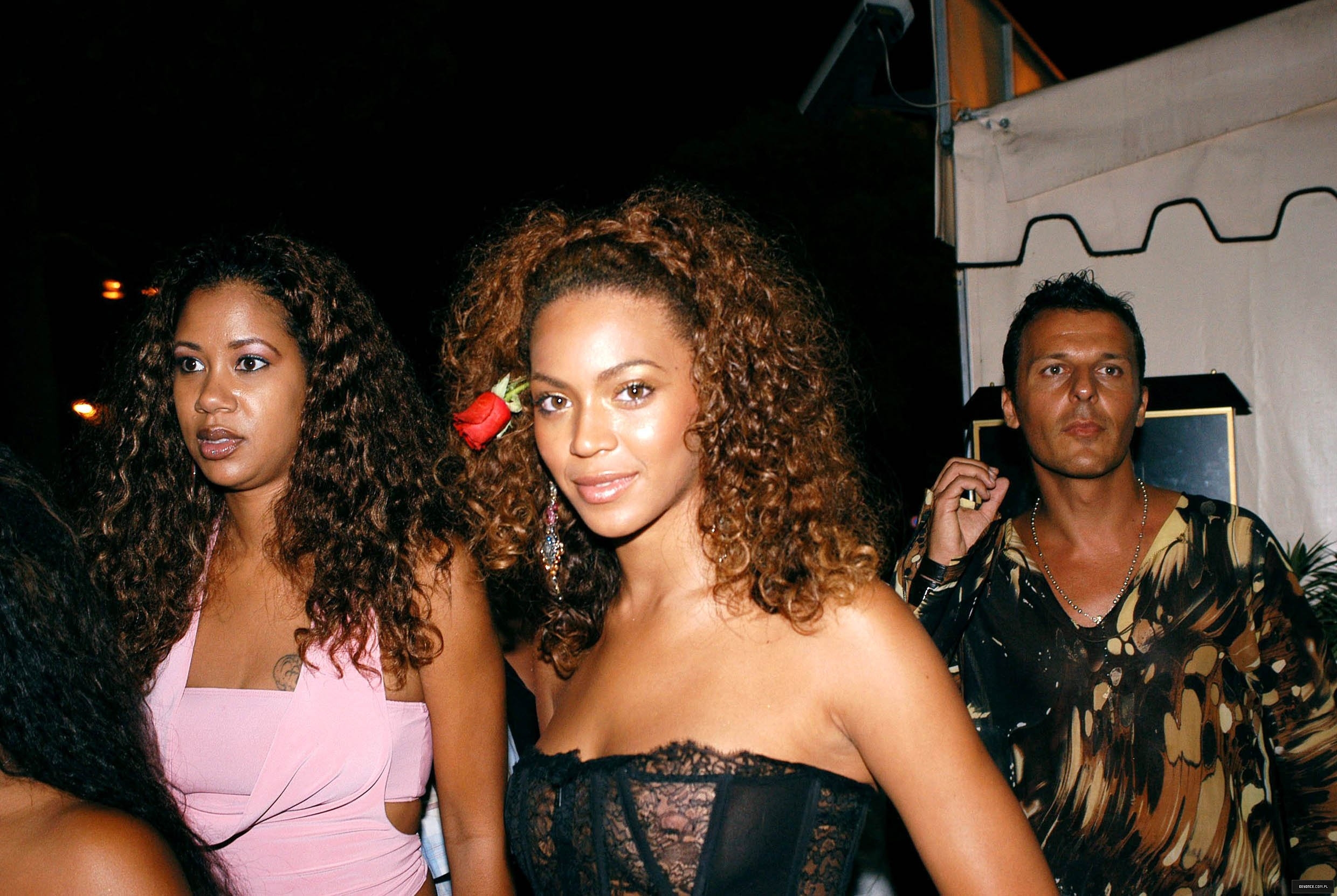Beyonce See Through (5 Photos)