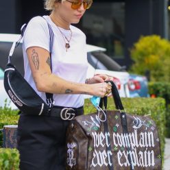 Braless Miley Cyrus is Seen with Her Mom in West Hollywood 94 Photos