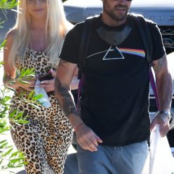 Brian Austin Green Steps Out with Courtney Stodden During a Lunch Date 38 Photos