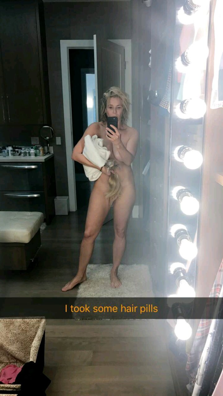 Chelsea Handler Naked (1 Photo)