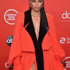 Ciara Shows Off Her Cleavage at the American Music Awards 17 Photos