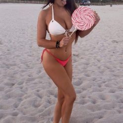 Claudia Romani Hot 10 Sexy Photos