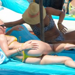 Demi Moore 038 Rumer Willis Showcase Enviable Beach Bodies While on Vacatio