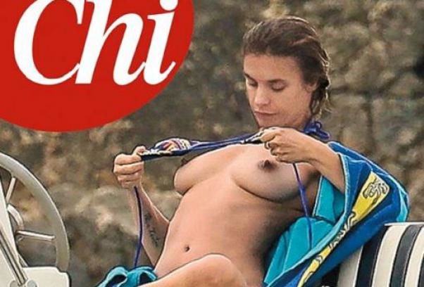 Elisabetta Canalis Sexy  Topless (16 Photos)
