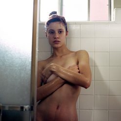 Ella Weisskamp Naked 3 Photos