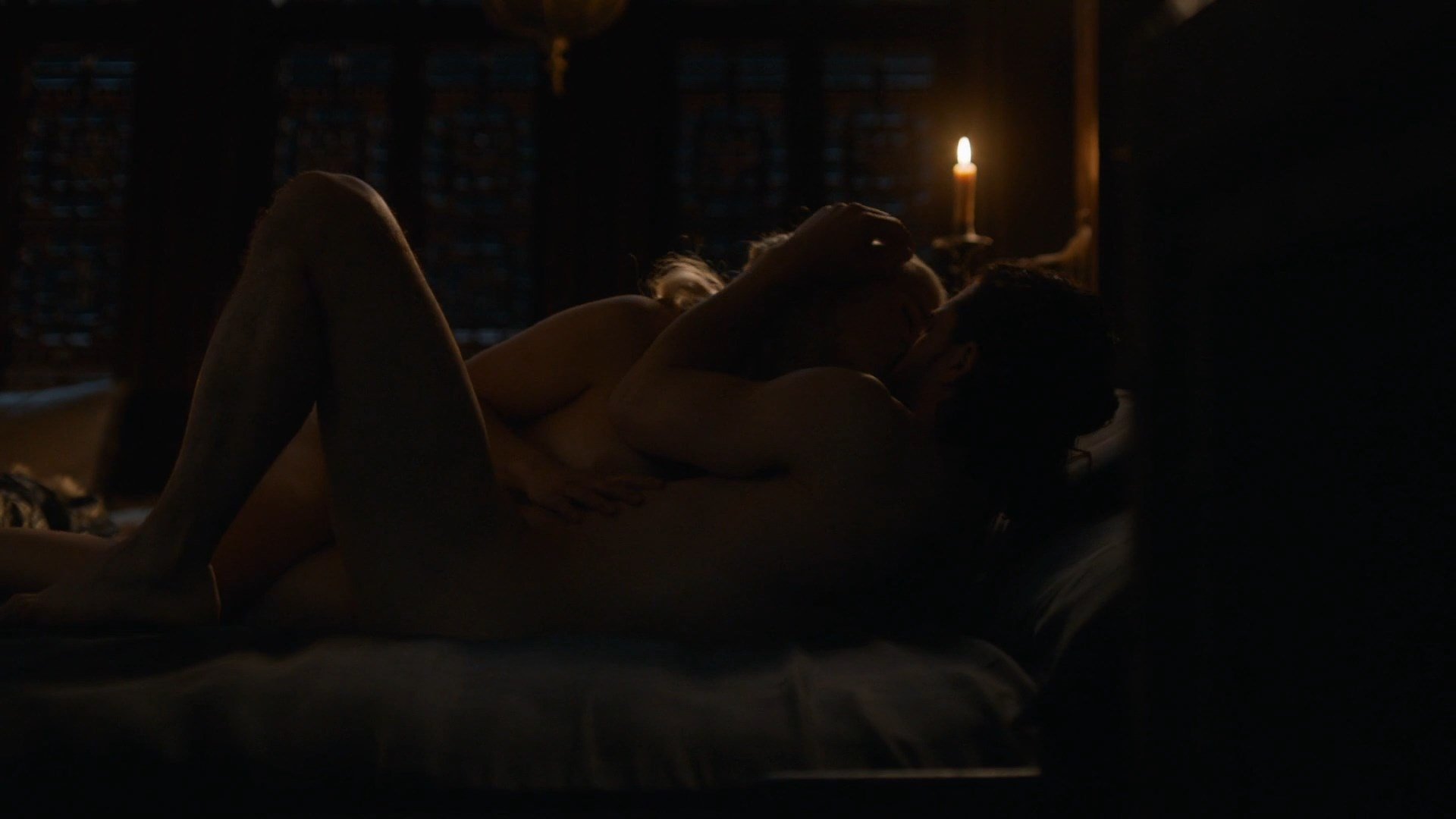 Emilia Clarke Nude - Game of Thrones (2017) s07e07 (1080p)