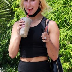 Emma Slater Gets a Healthy Drink After Her Work Out at F45 63 Photos