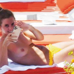Emma Watson8217s Nude Leak from Her Holiday in Italy 5 Photos