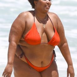 Feelin8217 Good As Hell Singer Lizzo and Her Girls Take Over the Beach in Rio 56 Photos