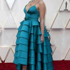 Florence Pugh Flaunts Her Tits at the 92nd Academy Awards 8 Photos