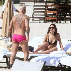 Gianluca Vacchi 038 Sharon Fonseca Enjoy a Romantic Day at the Beach in Miami 32 Photos
