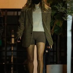 Hailey Bieber Shows Her Cameltoe in Beverly Hills 27 Photos